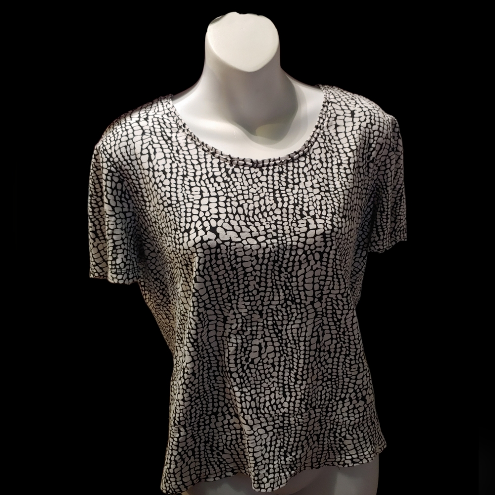 Cotton black & white shirt